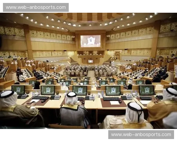 阿布扎比统一低位防御阵型 压缩吉达国民三十米区域配合空间